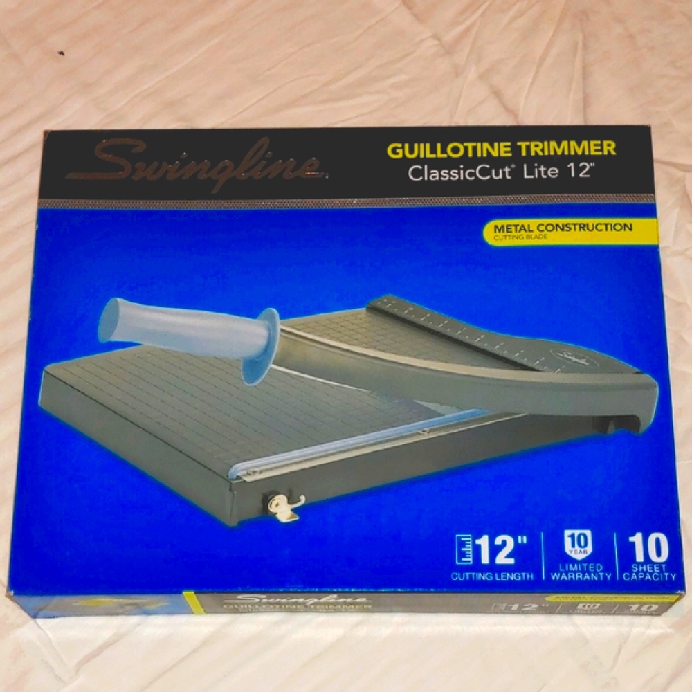 NWT Swingline Guillotine Trimmer ClassicCut Lite 12"